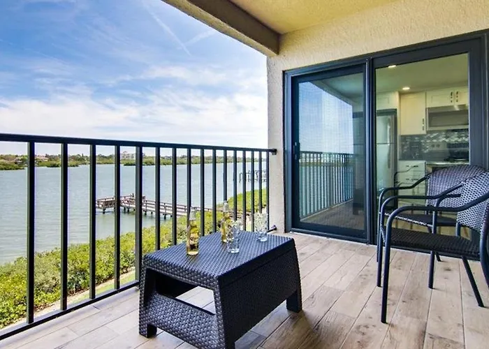 Sea Club #32 - Dolphins Lookout * Clearwater Beach